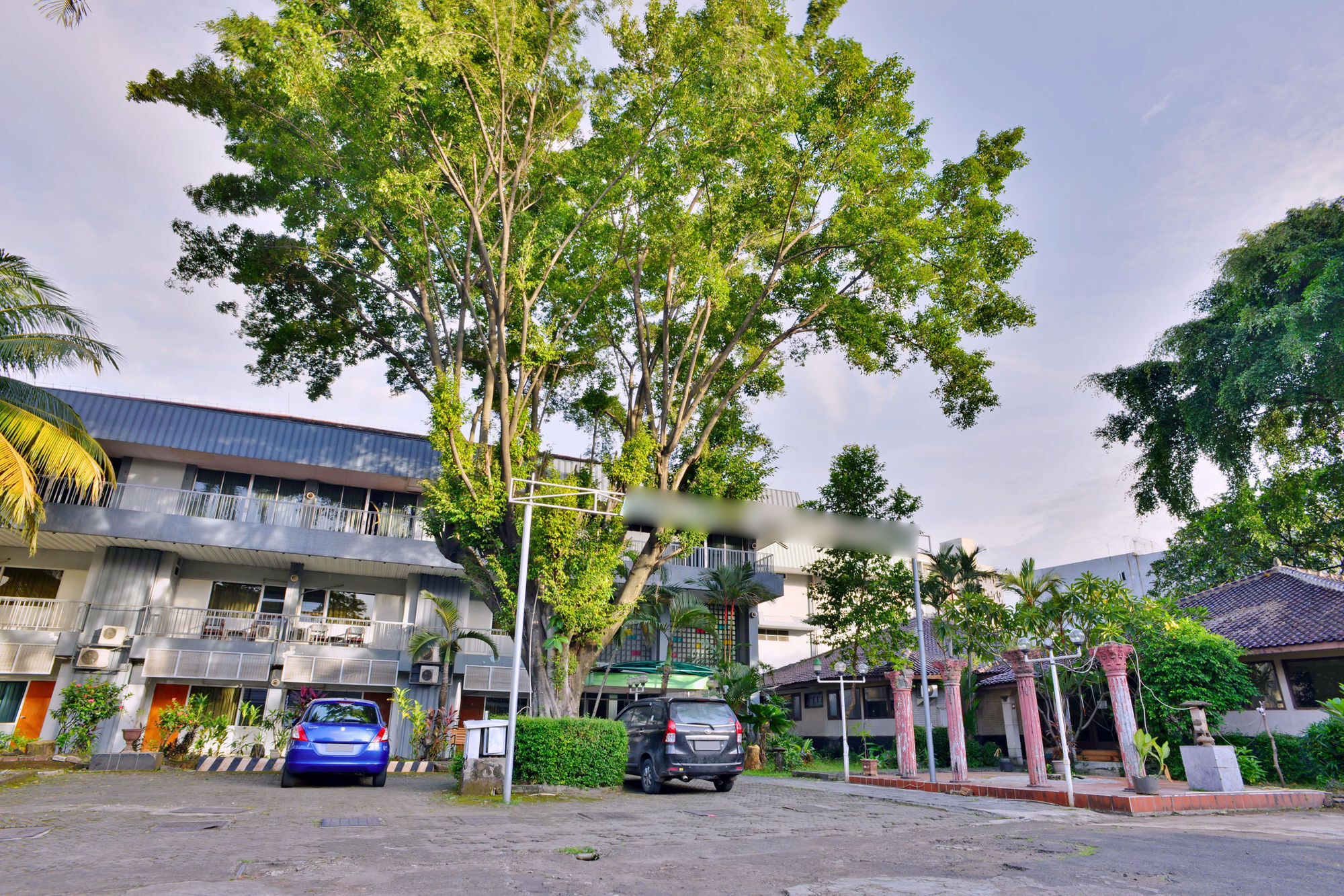Reddoorz Plus Near Kebayoran Baru Blok S Jakarta Kültér fotó